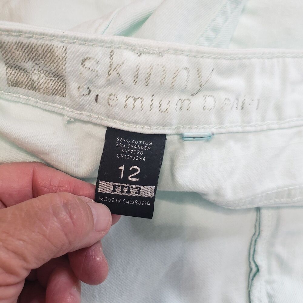 Womens size 12 Mint Green Skinny Jeans 19"w 30"L - Picture 4 of 4